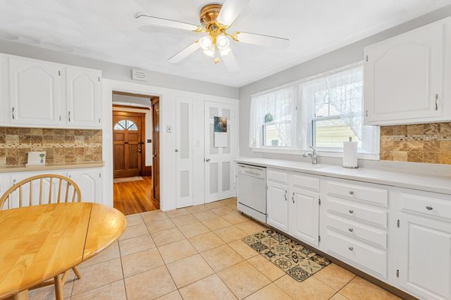 45 Hemlock Rd, Boston, MA 02132