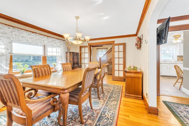 45 Hemlock Rd, Boston, MA 02132