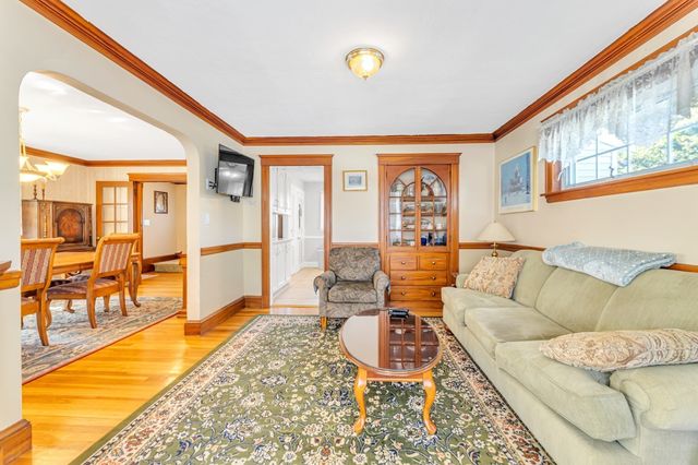 45 Hemlock Rd, Boston, MA 02132