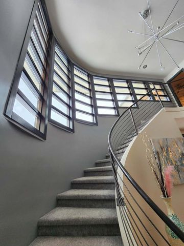 885 N 100 W, Valparaiso, IN 46385