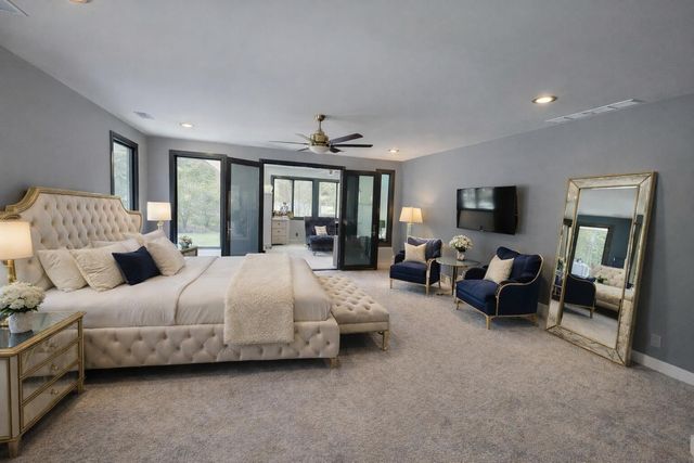 885 N 100 W, Valparaiso, IN 46385