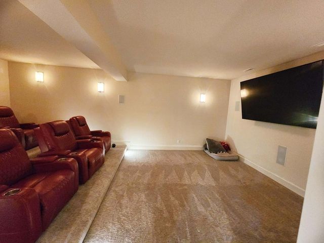 885 N 100 W, Valparaiso, IN 46385