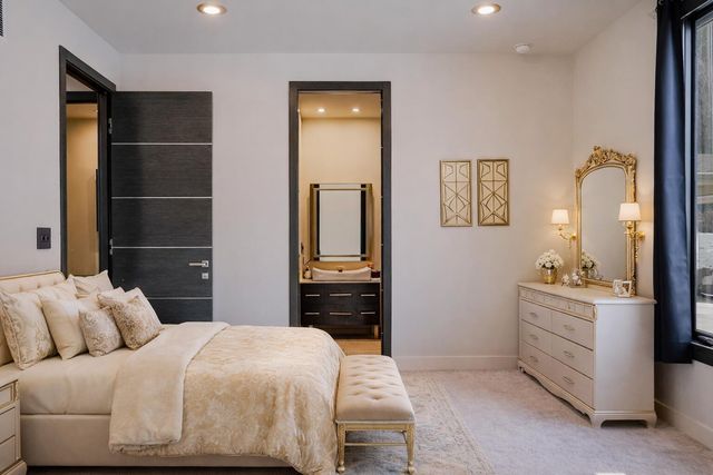 885 N 100 W, Valparaiso, IN 46385