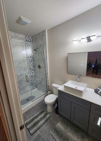 885 N 100 W, Valparaiso, IN 46385