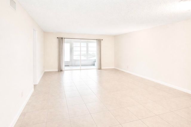 2800 Fiore Way 108, Delray Beach, FL 33445