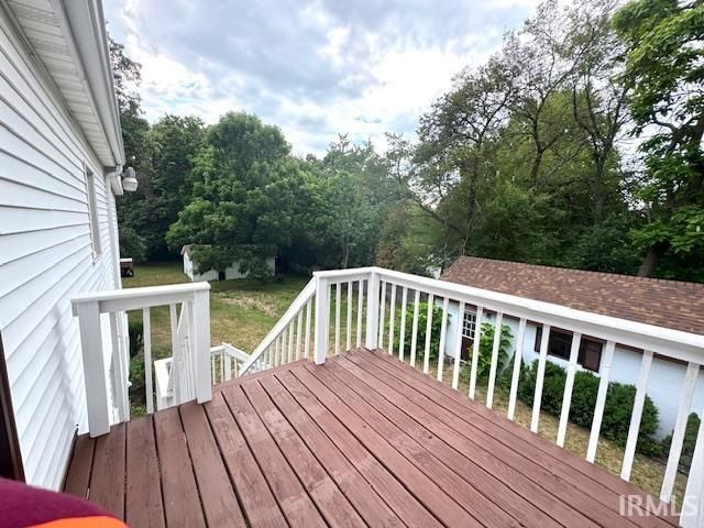 6175 S Oakwood Street, North Judson, IN 46366