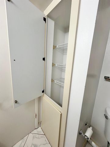 4700 Lucerne Lakes Boulevard W 407, Lake Worth, FL 33467