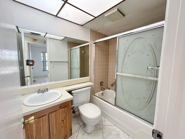 4700 Lucerne Lakes Boulevard W 407, Lake Worth, FL 33467