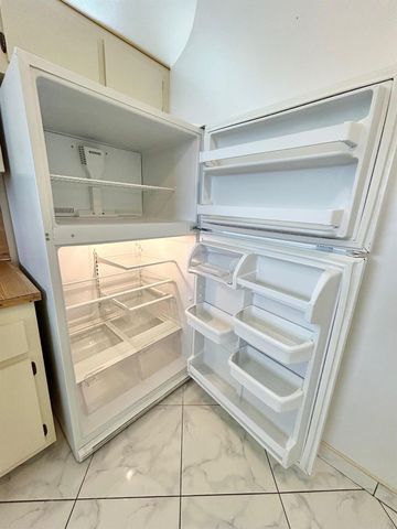 4700 Lucerne Lakes Boulevard W 407, Lake Worth, FL 33467