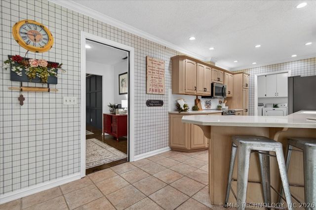 502 S Barclay Avenue, Dewey, OK 74029