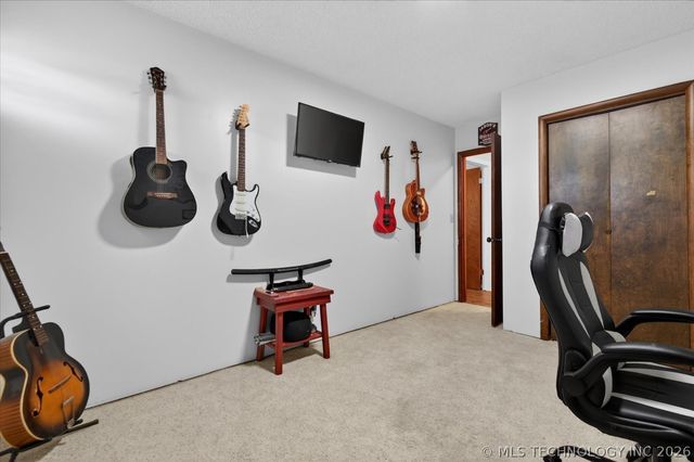 502 S Barclay Avenue, Dewey, OK 74029