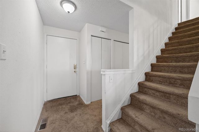 2826 S Lansing Way, Aurora, CO 80014