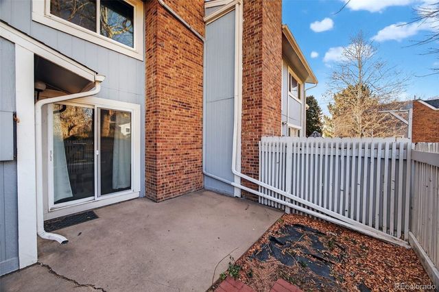 2826 S Lansing Way, Aurora, CO 80014