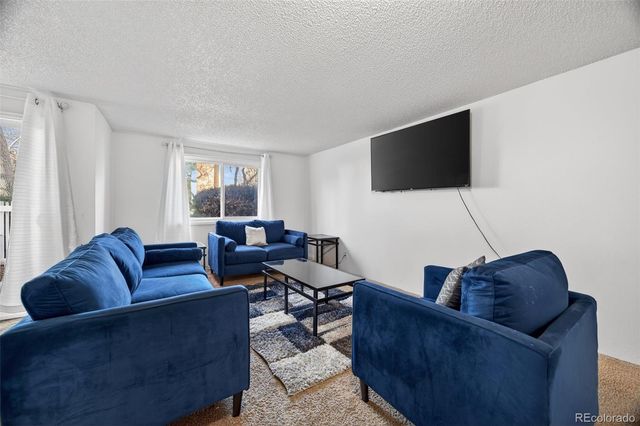 2826 S Lansing Way, Aurora, CO 80014