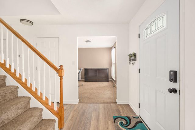 100 SURREY DR, Ruther Glen, VA 22546