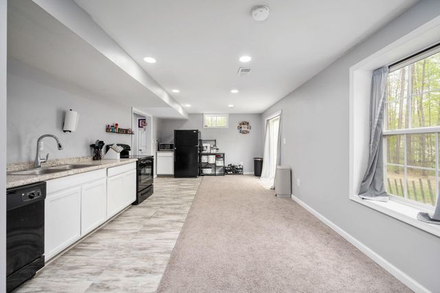 100 SURREY DR, Ruther Glen, VA 22546
