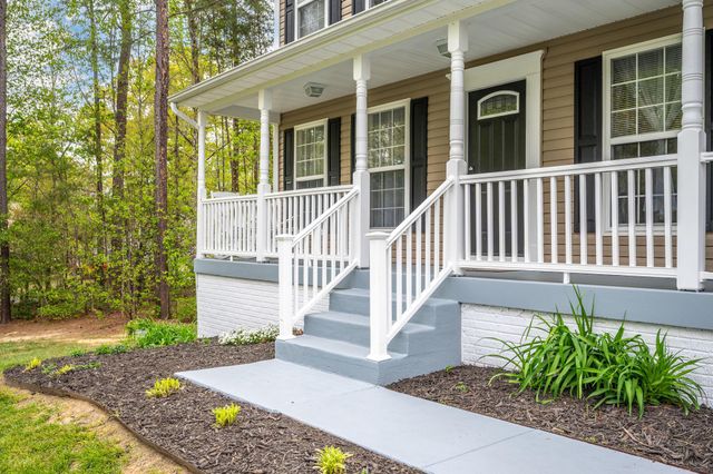100 SURREY DR, Ruther Glen, VA 22546