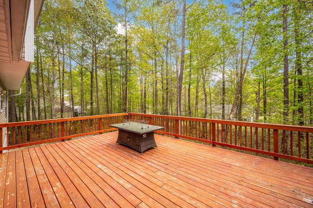 100 SURREY DR, Ruther Glen, VA 22546