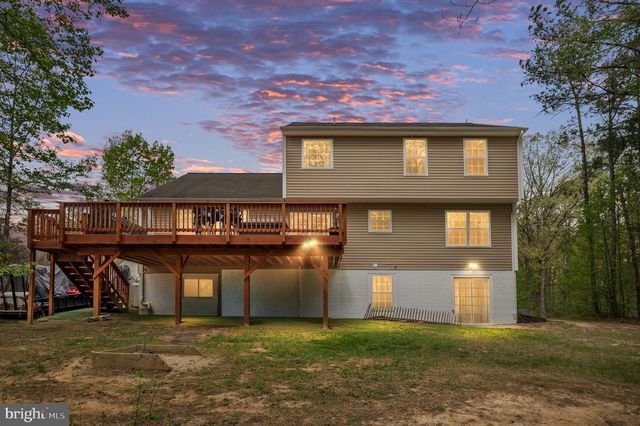100 SURREY DR, Ruther Glen, VA 22546