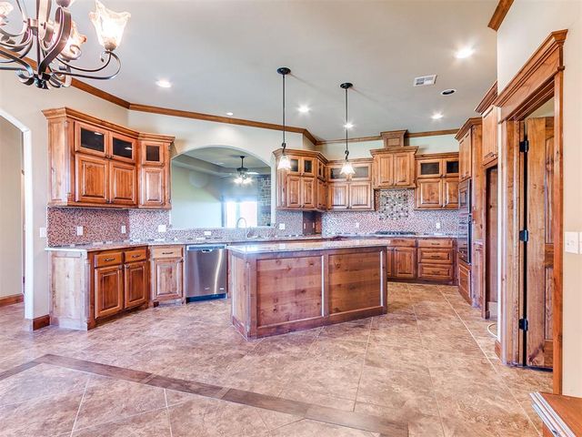 1131 Antler Ridge, Tuttle, OK 73089
