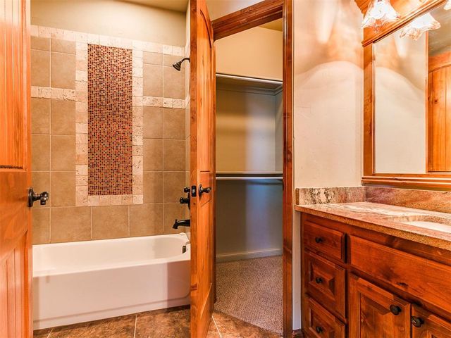1131 Antler Ridge, Tuttle, OK 73089