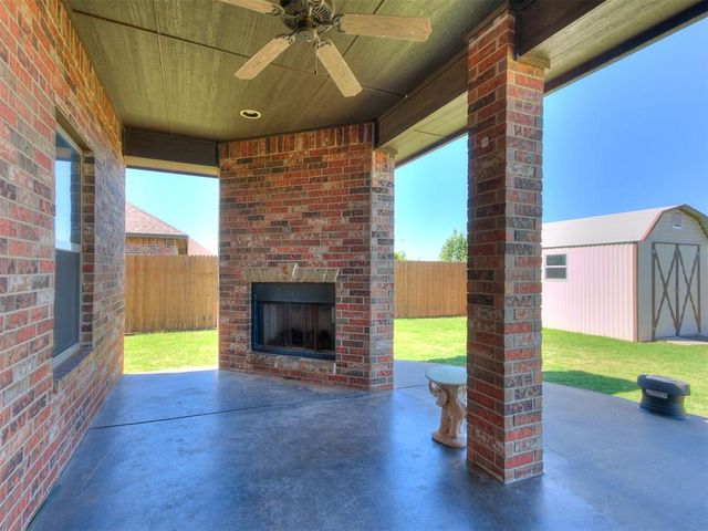 1131 Antler Ridge, Tuttle, OK 73089