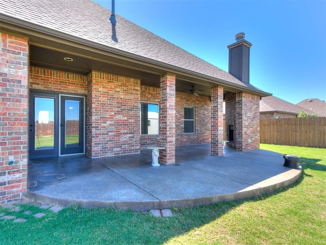 1131 Antler Ridge, Tuttle, OK 73089
