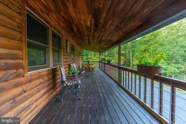 910 EMANUEL RD, Lewisberry, PA 17339