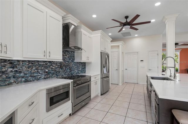 1020 VIA FORMIA, Punta Gorda, FL 33950