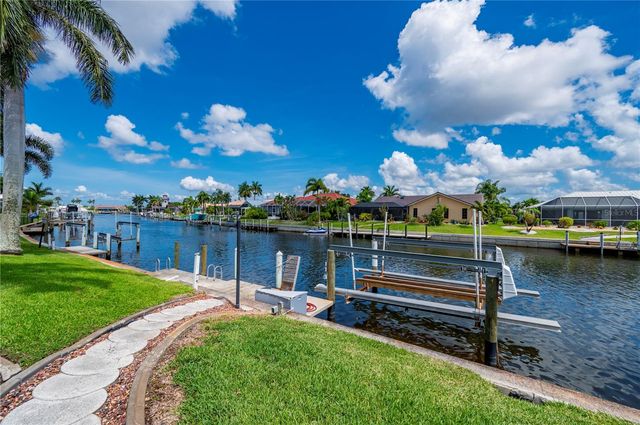 1020 VIA FORMIA, Punta Gorda, FL 33950