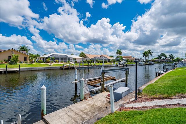 1020 VIA FORMIA, Punta Gorda, FL 33950