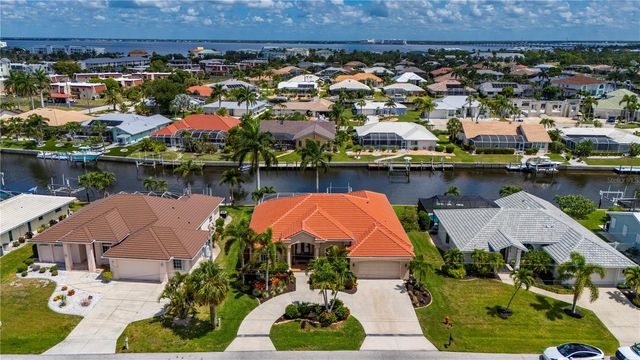 1020 VIA FORMIA, Punta Gorda, FL 33950