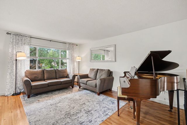 10441 Partridge Street NW, Coon Rapids, MN 55433