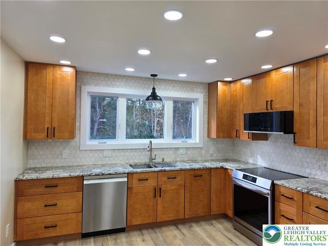 1690 Beech Lane, Macungie Boro, PA 18062