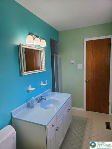 1690 Beech Lane, Macungie Boro, PA 18062