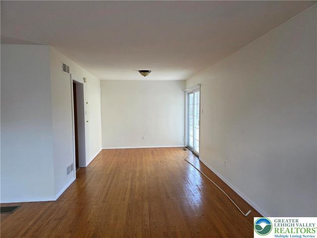 1690 Beech Lane, Macungie Boro, PA 18062