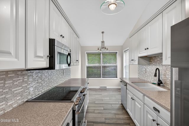 108 Harvard Road, Colonie, NY 12189