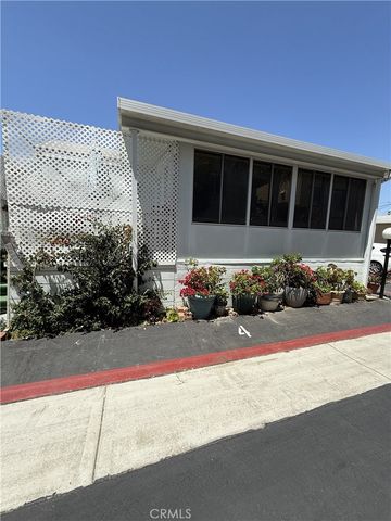 1660 Whittier Ave 4, Costa Mesa, CA 92627
