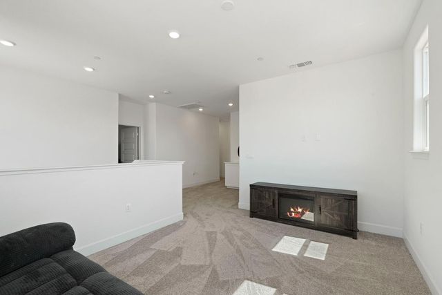 10362 Baldy Dr, Stockton, CA 95219