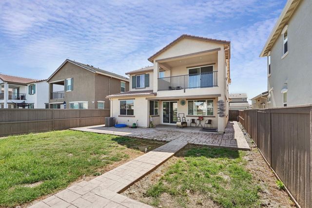 10362 Baldy Dr, Stockton, CA 95219