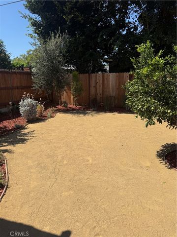 2255 W 29th St, Los Angeles, CA 90018