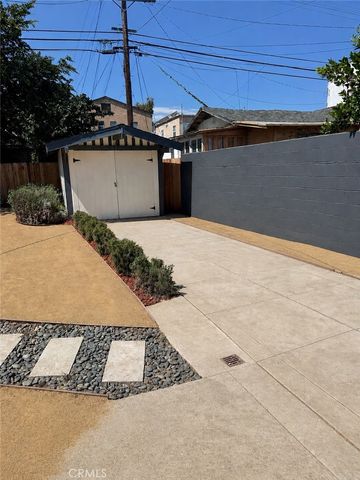 2255 W 29th St, Los Angeles, CA 90018
