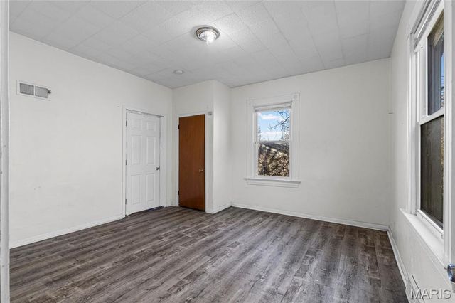 8621 Martony Lane, Berkeley, MO 63134