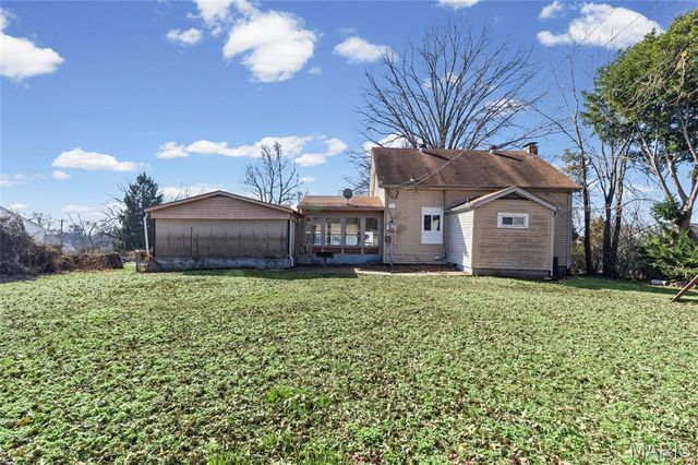 8621 Martony Lane, Berkeley, MO 63134