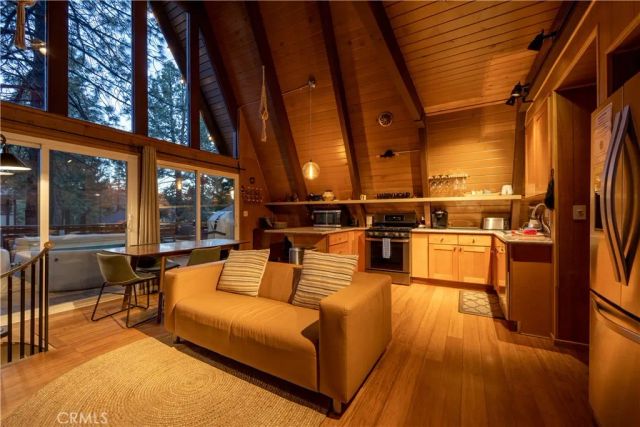 41959 Brownie Lane, Big Bear Lake, CA 92315