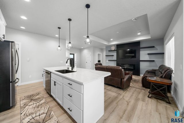 6101 W 54th N St Street, Sioux Falls, SD 57107