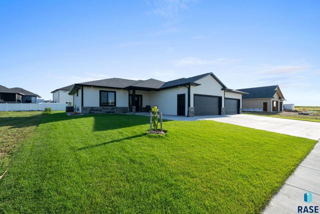 6101 W 54th N St Street, Sioux Falls, SD 57107