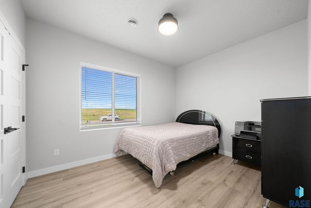 6101 W 54th N St Street, Sioux Falls, SD 57107