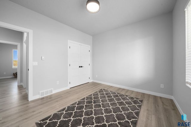 6101 W 54th N St Street, Sioux Falls, SD 57107