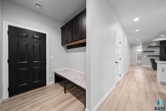 6101 W 54th N St Street, Sioux Falls, SD 57107